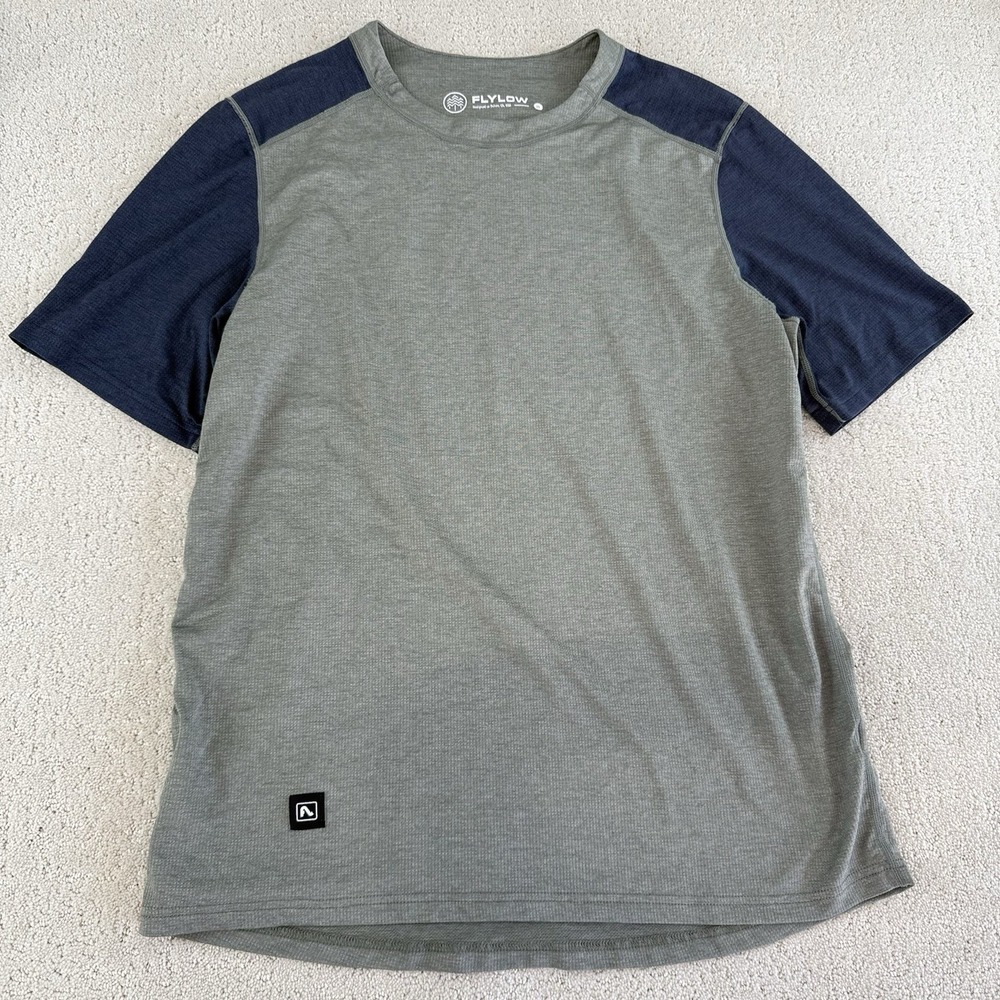 Flylow Garrett Tech T-Shirt Mens M Gray Blue Colorblock $70 Cycling